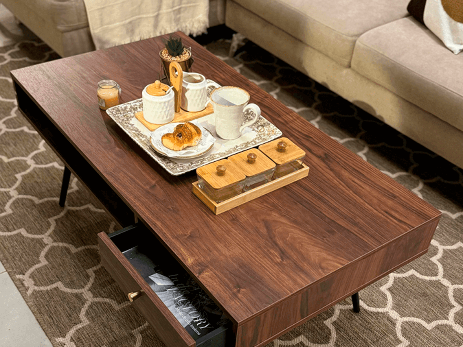 MUEBLES